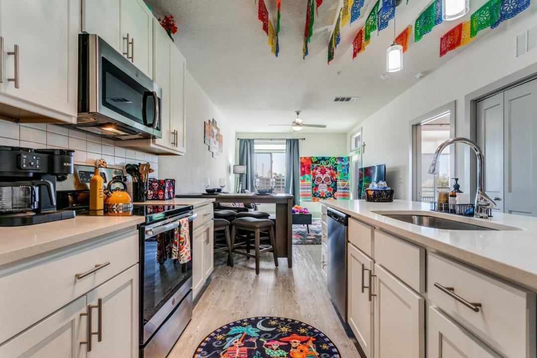 Viva Fiesta Condo On San Antonio Riverwalk מראה חיצוני תמונה
