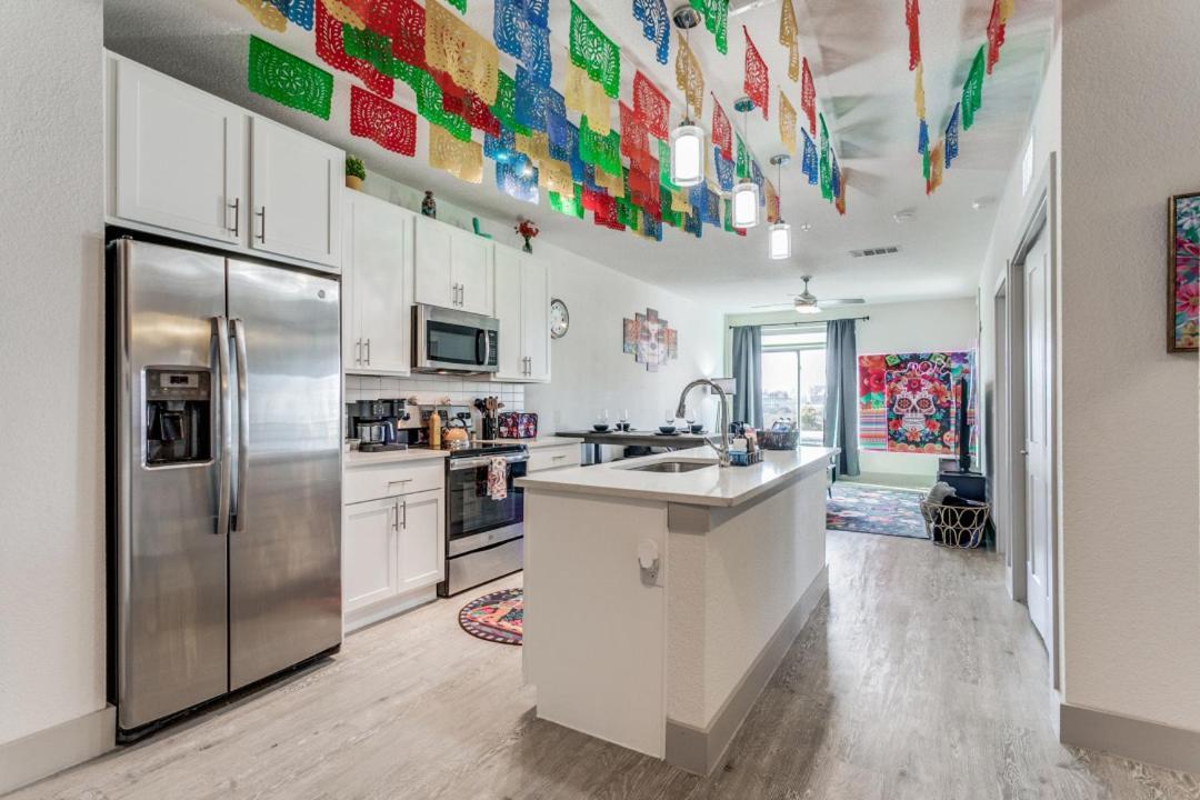Viva Fiesta Condo On San Antonio Riverwalk מראה חיצוני תמונה