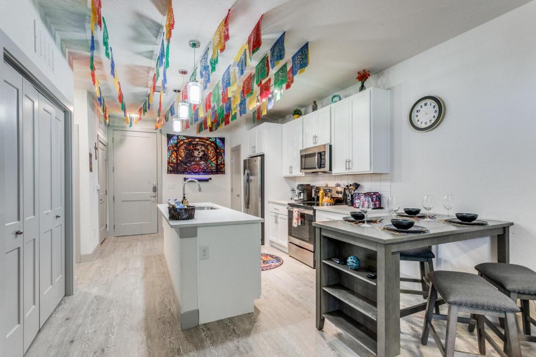 Viva Fiesta Condo On San Antonio Riverwalk מראה חיצוני תמונה